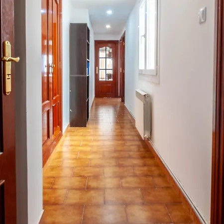 Piso Tranquilo Tres Trabajadores Apartament