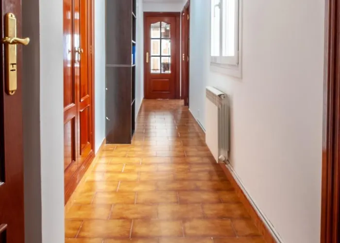 Piso Tranquilo Tres Trabajadores Apartment